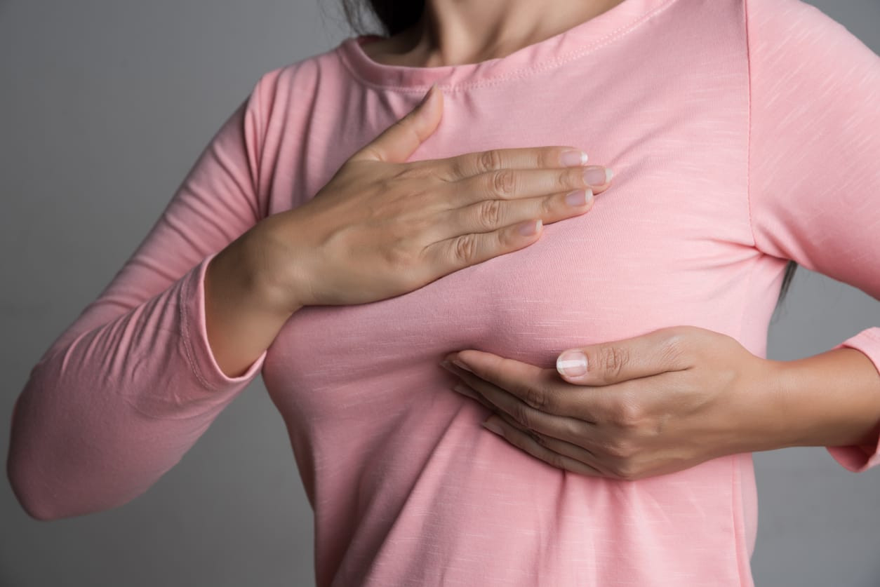 Nyeri di Sekitar Payudara Sebelum Menstruasi? Kenali Penyebab dan Cara Mengatasinya