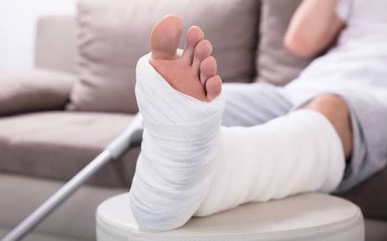 Tanda dan Gejala Osteoporosis yang Perlu Dikenali