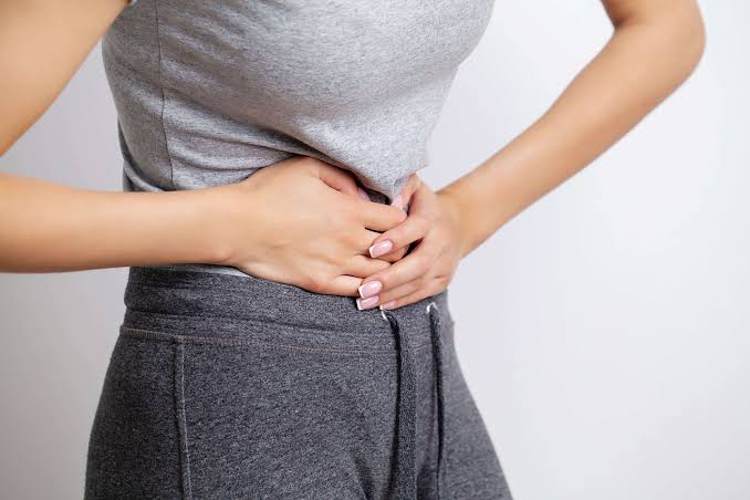 Harus Apa Jika Menstruasi Tidak Lancar? Kenali 7 Faktor Risiko, Penyebab, & Cara Pencegahannya!