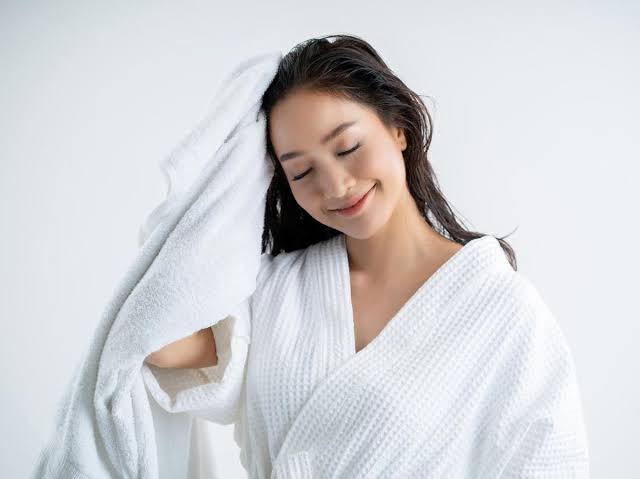 Kenapa Tubuh Terasa Lebih Nyaman Setelah Mandi Saat Haid?