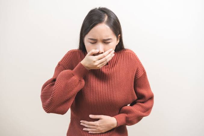 Tiba-Tiba Mual Sebelum Haid? Jangan Langsung Panik!